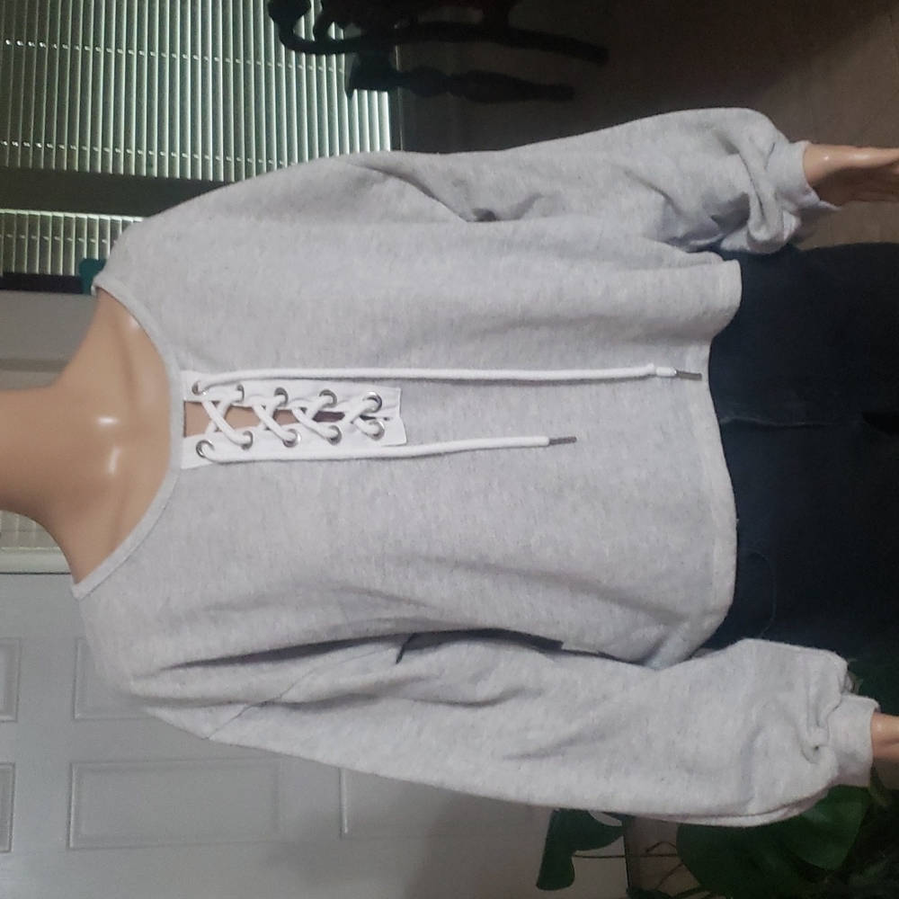 Newbury Kustom m lace up vneck sweater ballon sleeves slight crop 21" - Picture 6 of 6